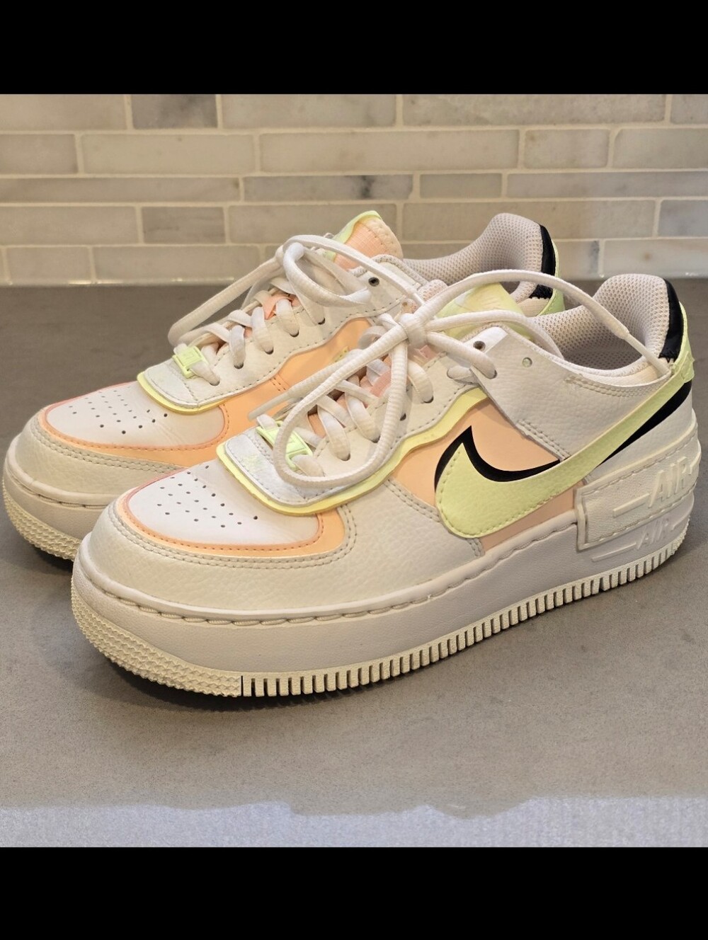 Nike Air Force 1 Shadow sneakers - Summit White, Crimson Tint - Picture 2 of 5